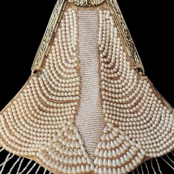 Amazing True Vintage 1920s Art Nouveau Chatelaine Bag w/ Pearls and Crystals - Picture 4 of 9